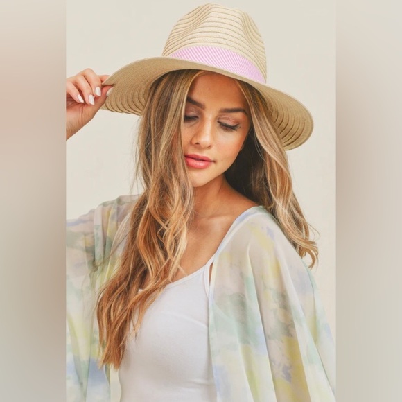 Styline Women’s Light Beige Folded Straw Panama Hat with Pink Striped Band & Bow - Picture 4 of 8